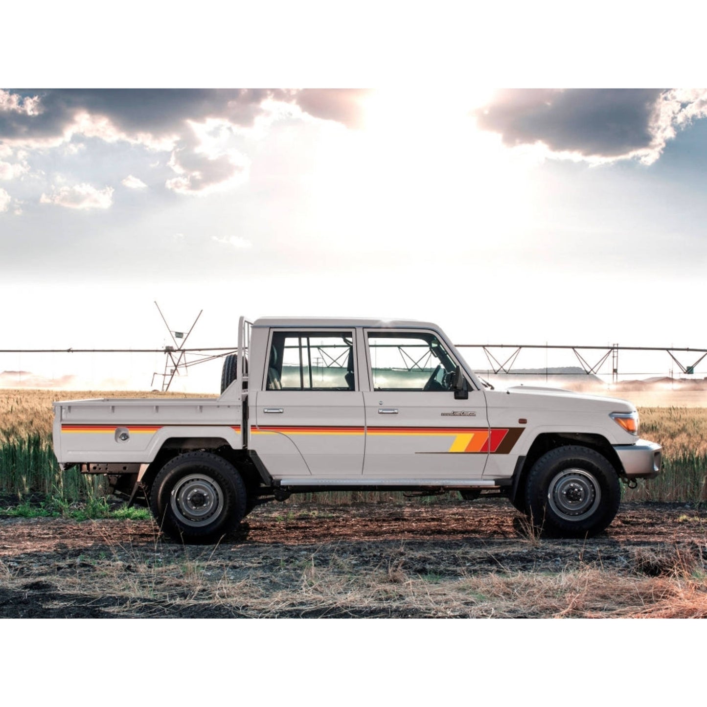 Decal Body Stripe Kit (Broome) for the Toyota LandCruiser 79 Series Dual Cab (2012-) (view 9)
